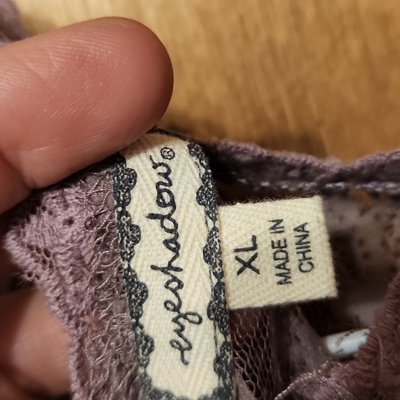 Eyeshadow clothing dusty Lavender button back top XL - Picture 11 of 11